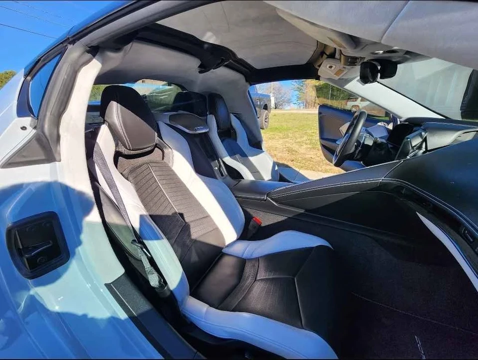 2020 Chevrolet Corvette C8 - Image 9 of 12