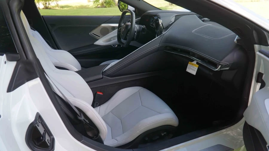 2020 Chevrolet Corvette C8 - Image 9 of 13
