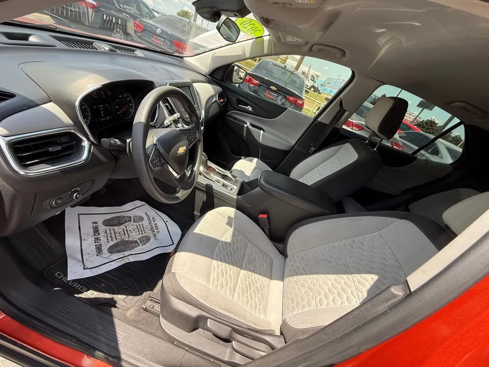 2020 Chevrolet Equinox - Image 16 of 20