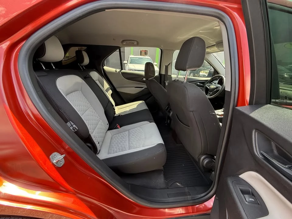 2020 Chevrolet Equinox - Image 10 of 20