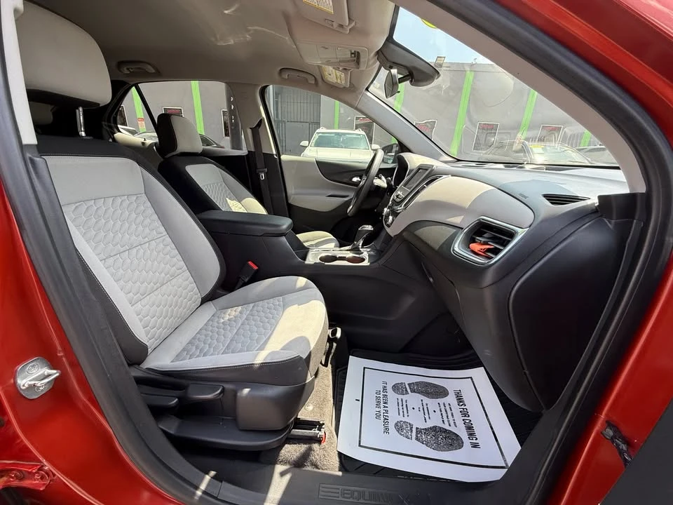 2020 Chevrolet Equinox - Image 13 of 20