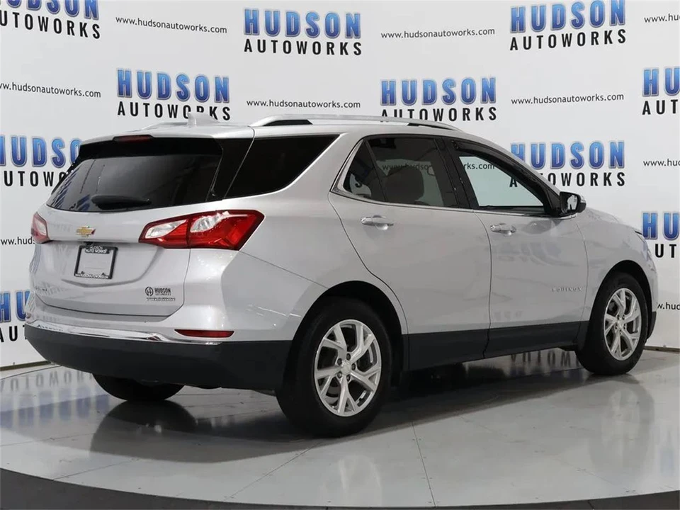 2020 Chevrolet Equinox - Image 6 of 31
