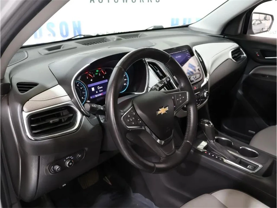 2020 Chevrolet Equinox - Image 12 of 31