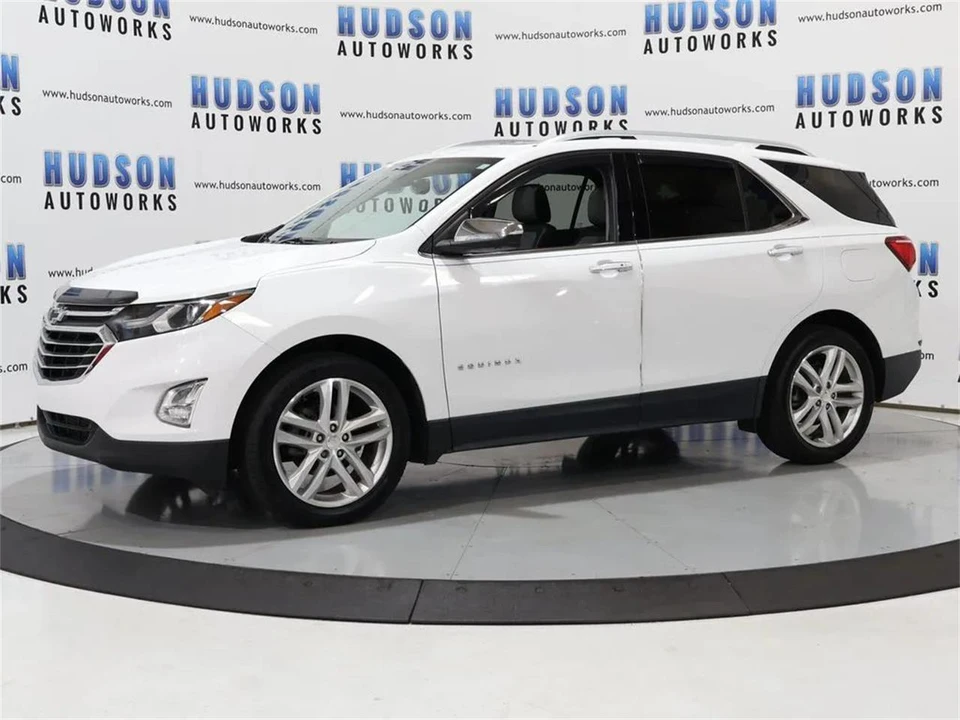 2020 Chevrolet Equinox - Image 2 of 31