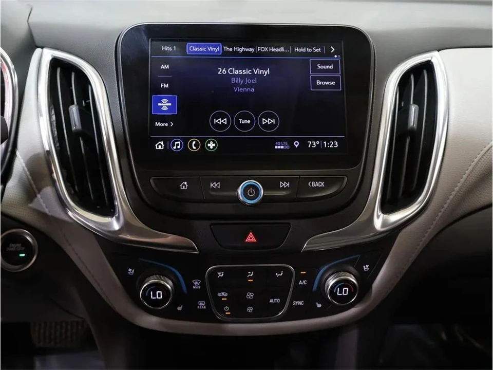 2020 Chevrolet Equinox - Image 18 of 31