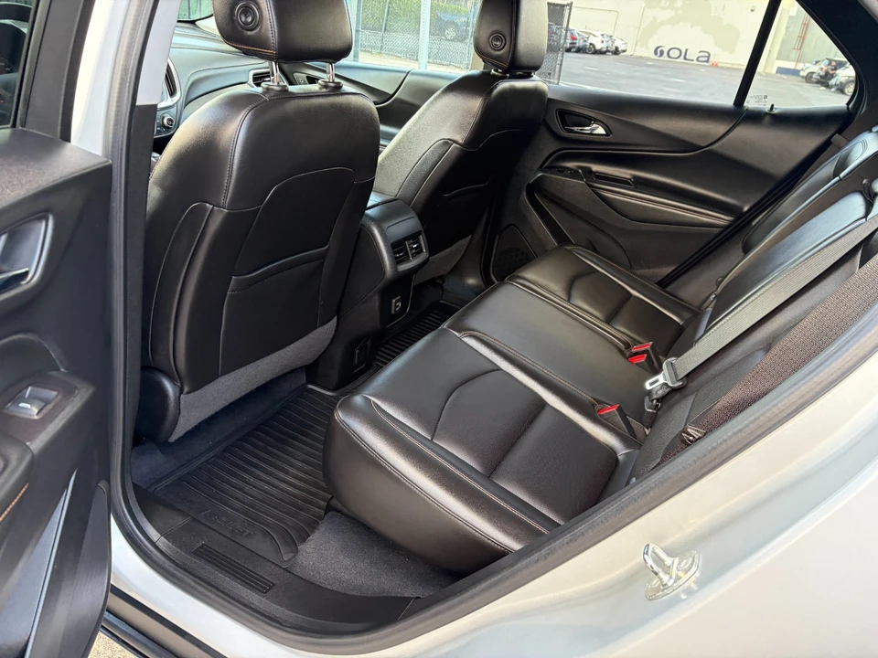 2020 Chevrolet Equinox - Image 14 of 21
