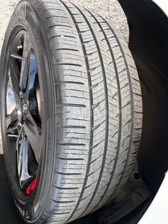 2020 Chevrolet Equinox - Image 12 of 21