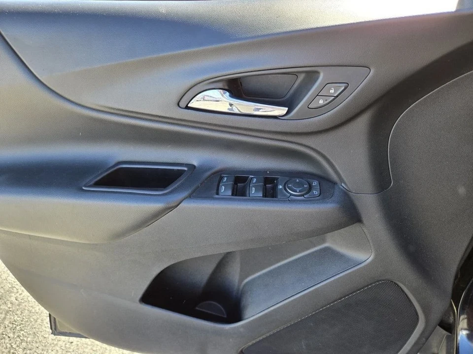 2020 Chevrolet Equinox - Image 15 of 19