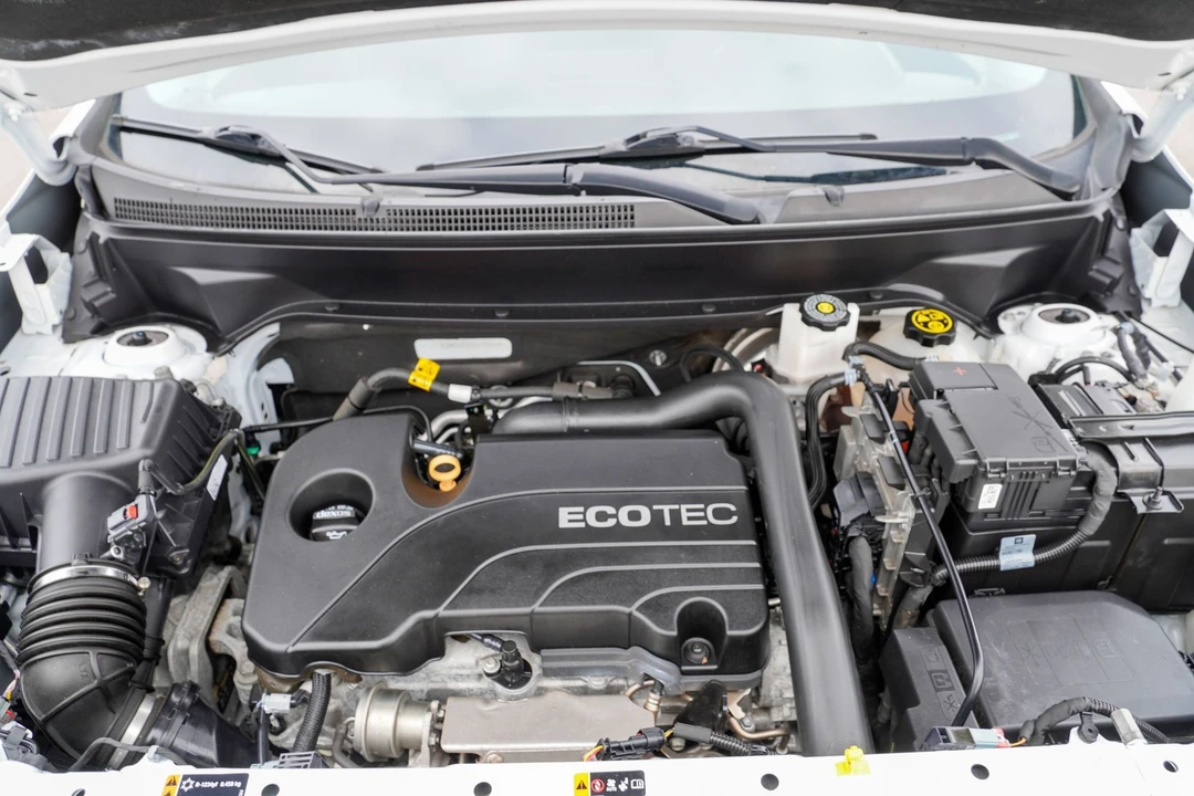 2020 Chevrolet Equinox - Image 16 of 21