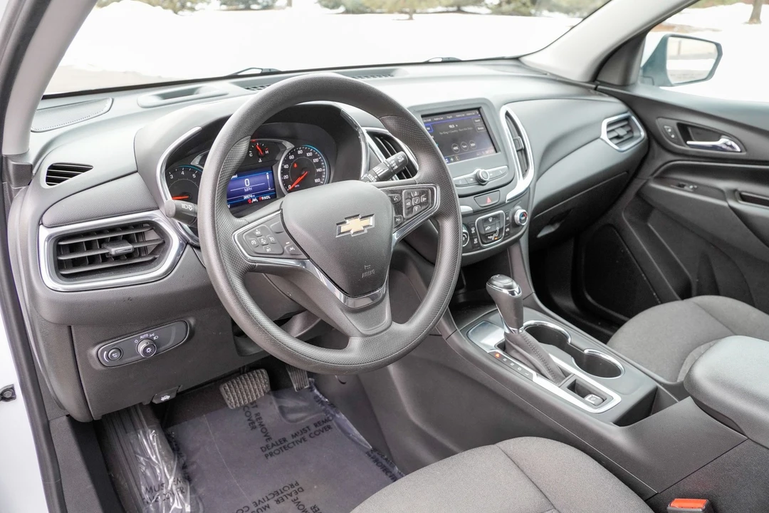 2020 Chevrolet Equinox - Image 10 of 21