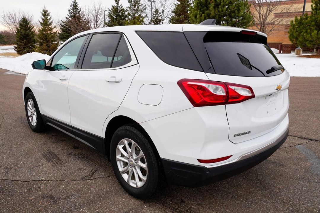 2020 Chevrolet Equinox - Image 5 of 21