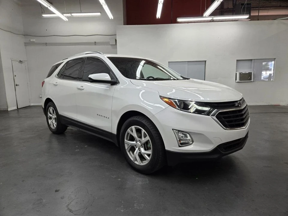 2020 Chevrolet Equinox - Image 3 of 21