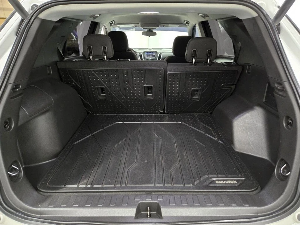 2020 Chevrolet Equinox - Image 10 of 21