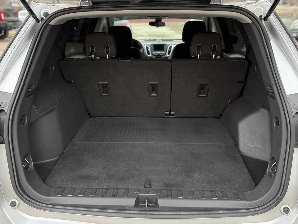 2020 Chevrolet Equinox - Image 19 of 21