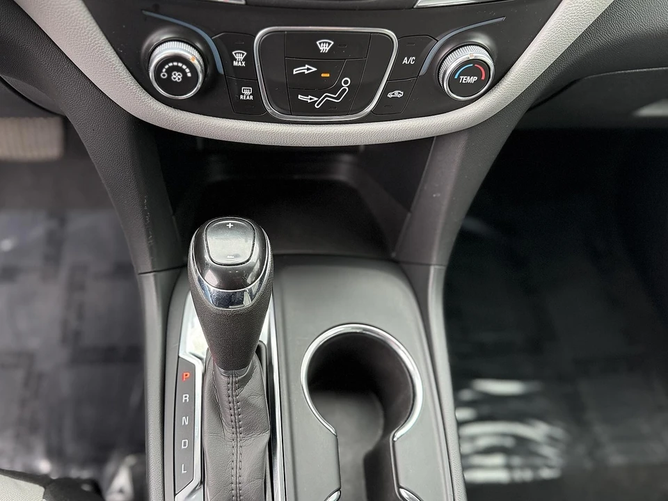 2020 Chevrolet Equinox - Image 12 of 21