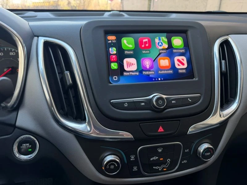 2020 Chevrolet Equinox - Image 10 of 12
