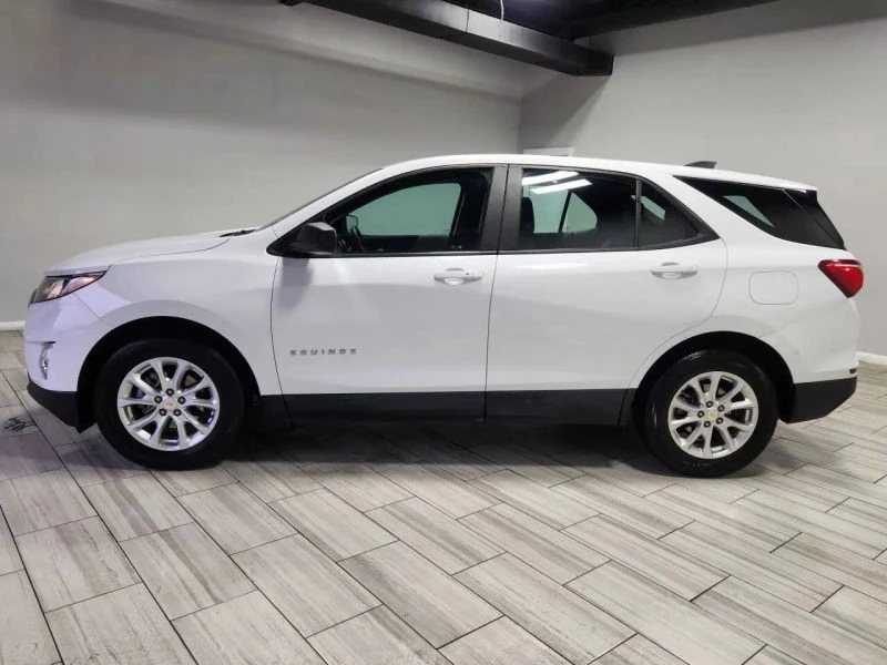 2020 Chevrolet Equinox - Image 2 of 12