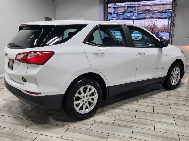2020 Chevrolet Equinox - Image 5 of 12