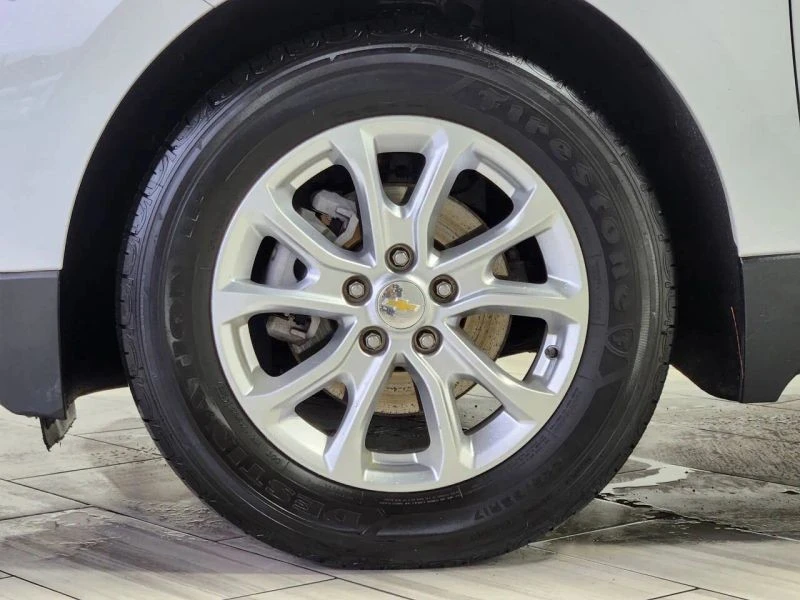 2020 Chevrolet Equinox - Image 9 of 12