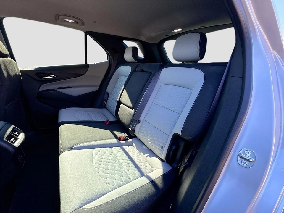 2020 Chevrolet Equinox - Image 10 of 13