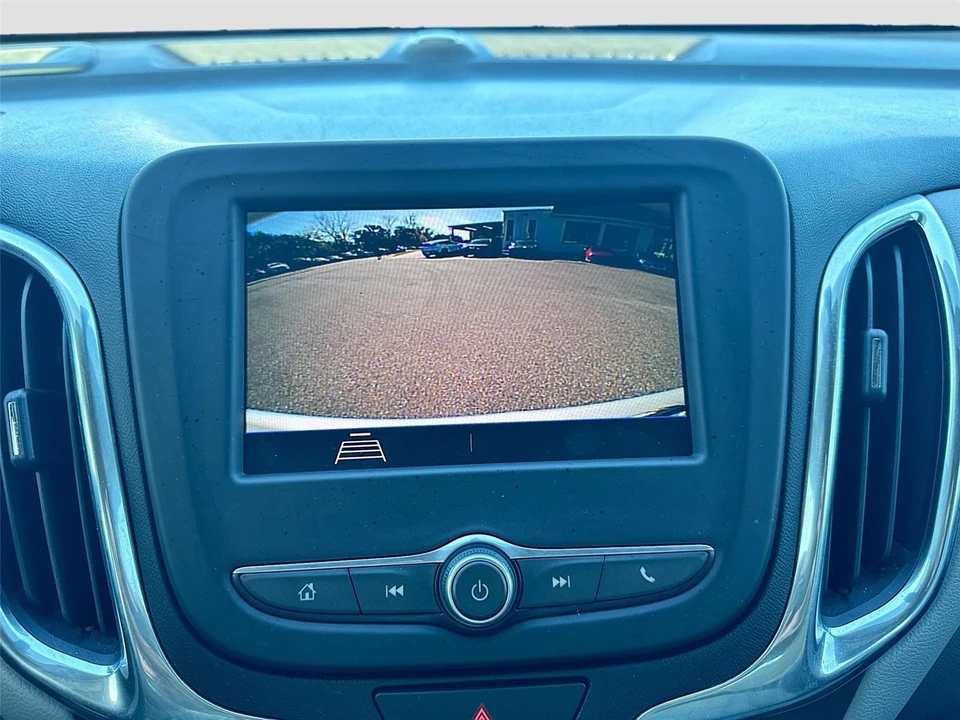 2020 Chevrolet Equinox - Image 13 of 21