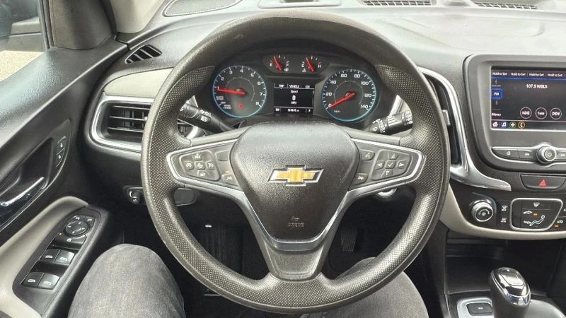 2020 Chevrolet Equinox - Image 10 of 12