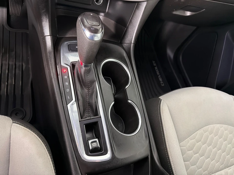 2020 Chevrolet Equinox - Image 18 of 21