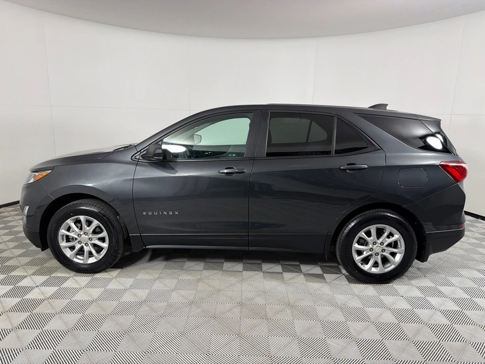 2020 Chevrolet Equinox - Image 8 of 21
