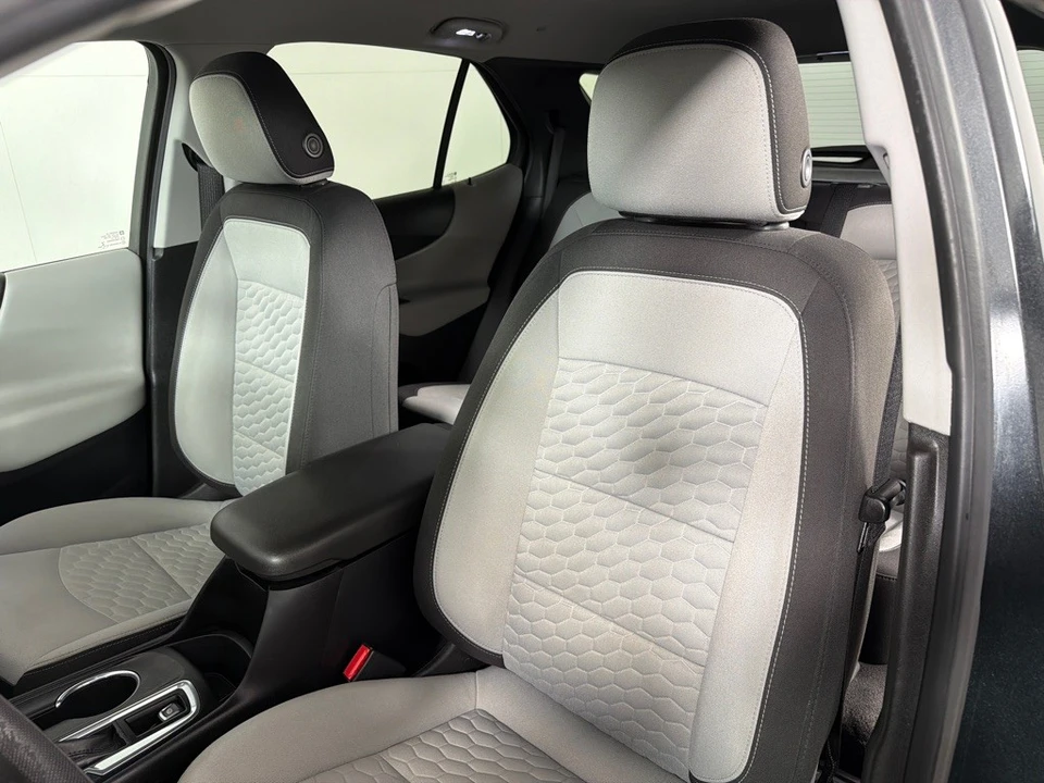 2020 Chevrolet Equinox - Image 13 of 21
