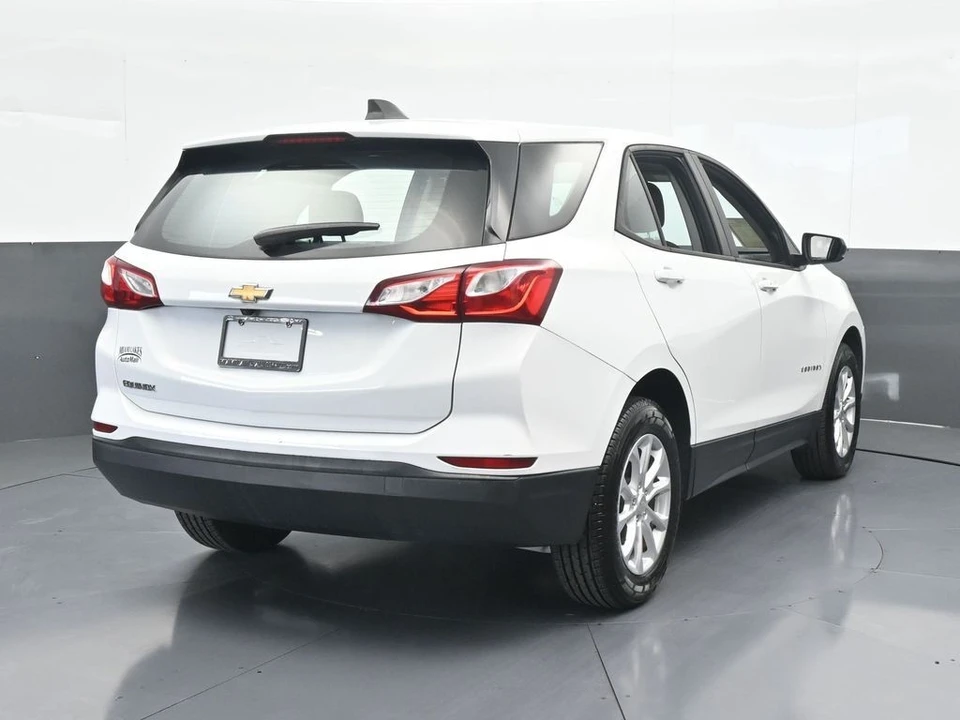 2020 Chevrolet Equinox - Image 5 of 12