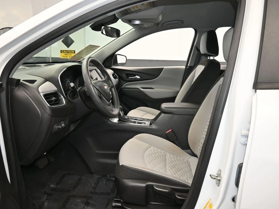 2020 Chevrolet Equinox - Image 11 of 12