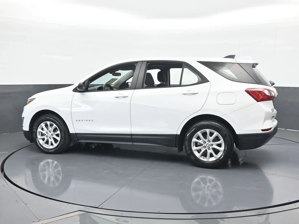 2020 Chevrolet Equinox - Image 3 of 12