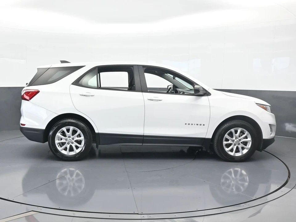 2020 Chevrolet Equinox - Image 7 of 12