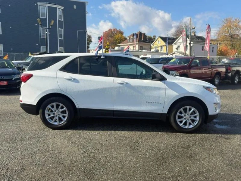 2020 Chevrolet Equinox - Image 8 of 12