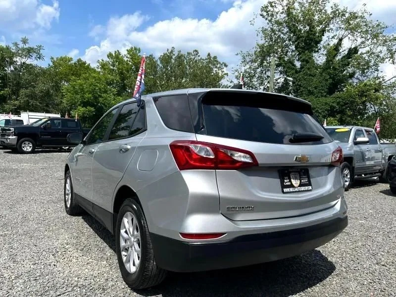 2020 Chevrolet Equinox - Image 5 of 12
