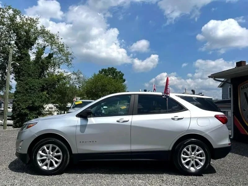 2020 Chevrolet Equinox - Image 8 of 12