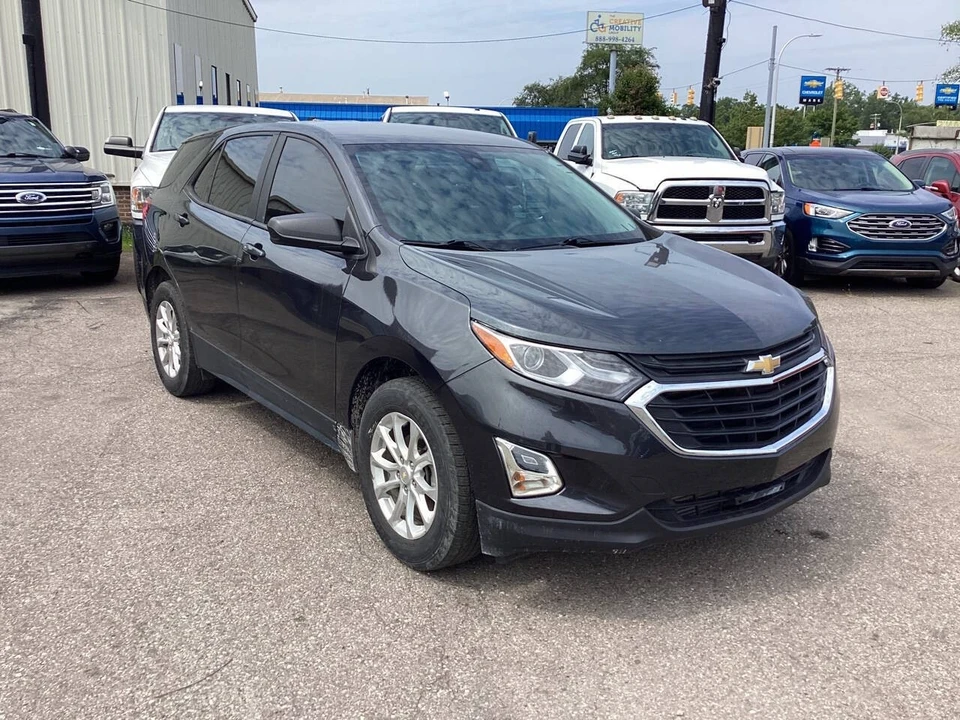 2020 Chevrolet Equinox - Image 9 of 21