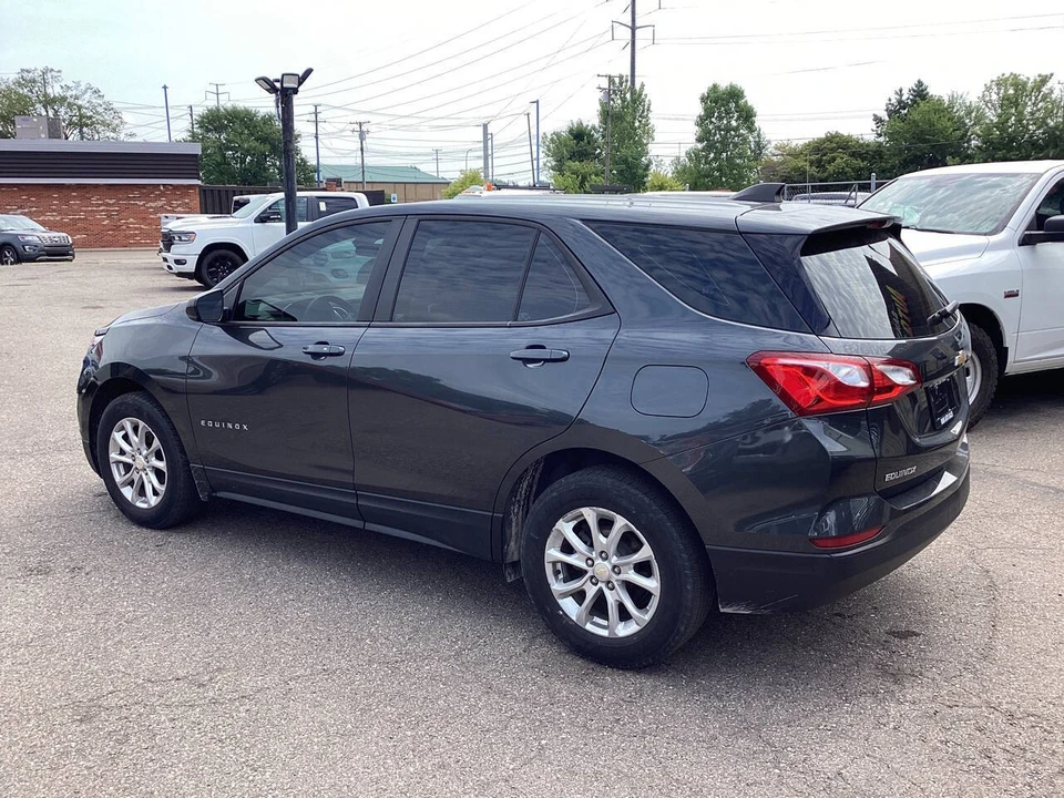 2020 Chevrolet Equinox - Image 3 of 21