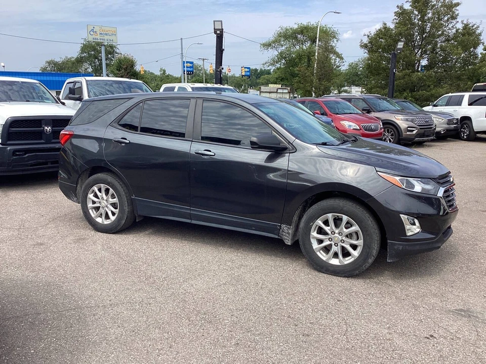 2020 Chevrolet Equinox - Image 7 of 21