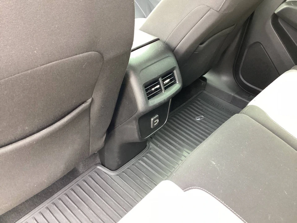 2020 Chevrolet Equinox - Image 19 of 21