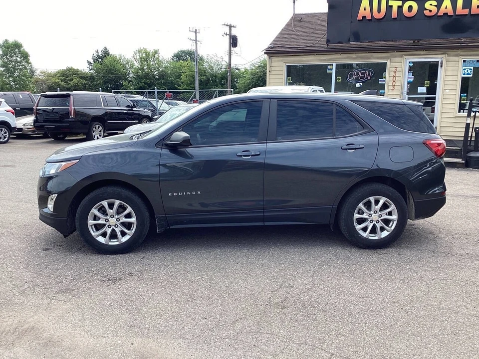 2020 Chevrolet Equinox - Image 2 of 21