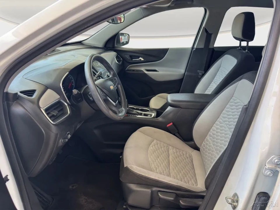 2020 Chevrolet Equinox - Image 8 of 21