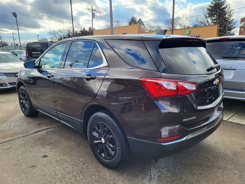 2020 Chevrolet Equinox - Image 5 of 17