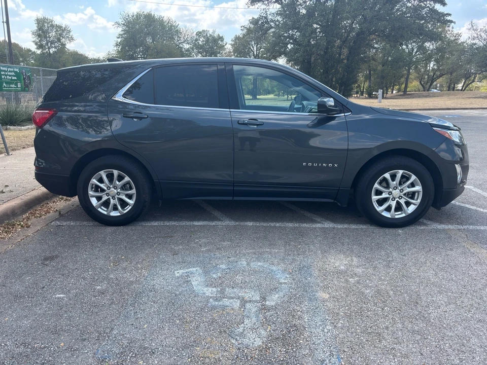 2020 Chevrolet Equinox - Image 3 of 16