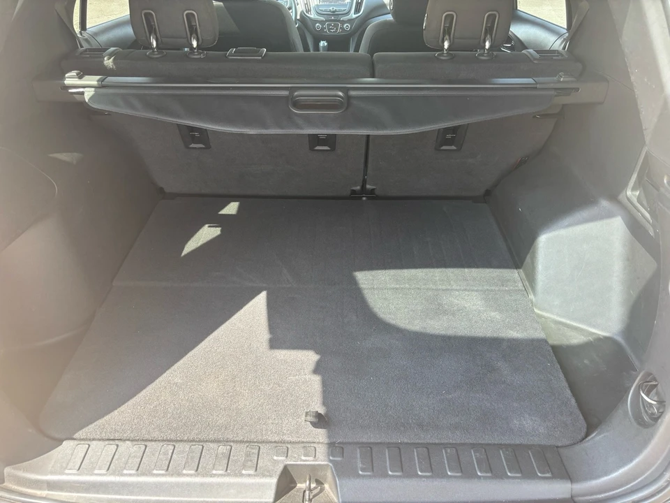 2020 Chevrolet Equinox - Image 15 of 16