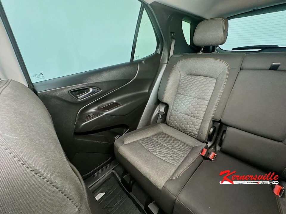 2020 Chevrolet Equinox - Image 12 of 21