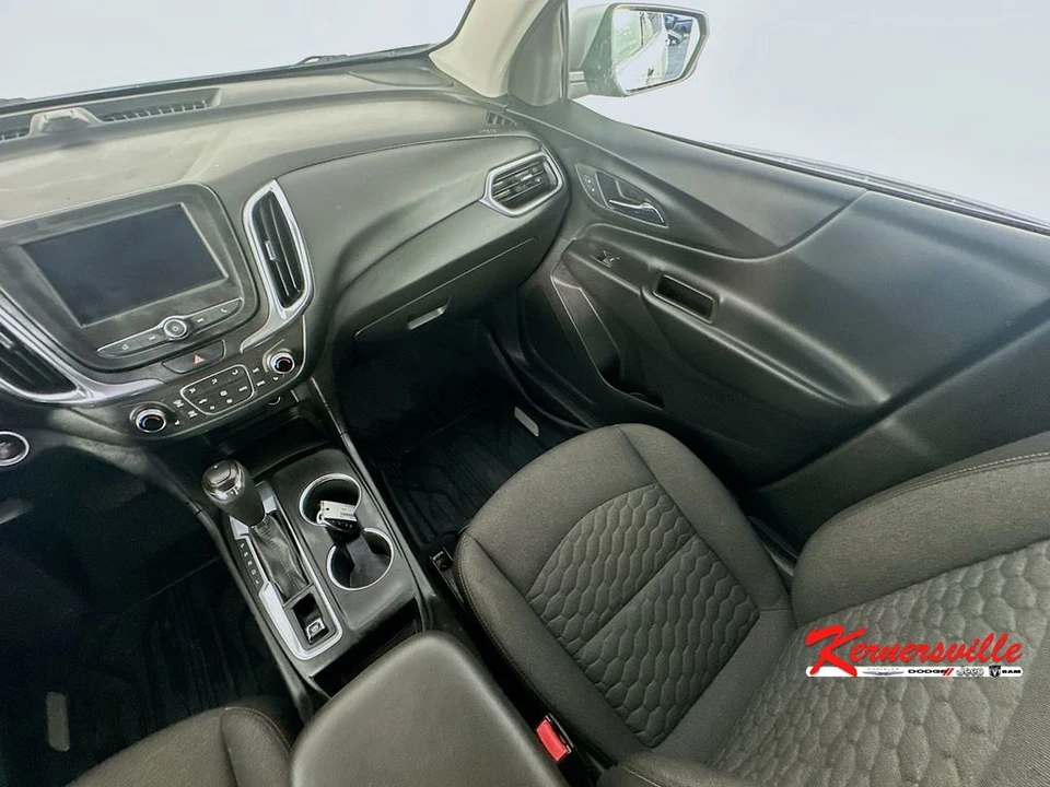 2020 Chevrolet Equinox - Image 11 of 21