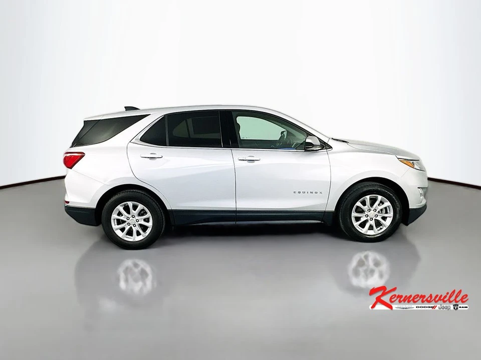 2020 Chevrolet Equinox - Image 8 of 21