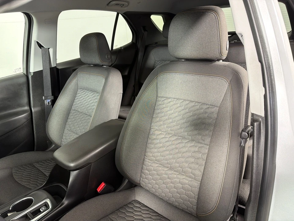 2020 Chevrolet Equinox - Image 12 of 21