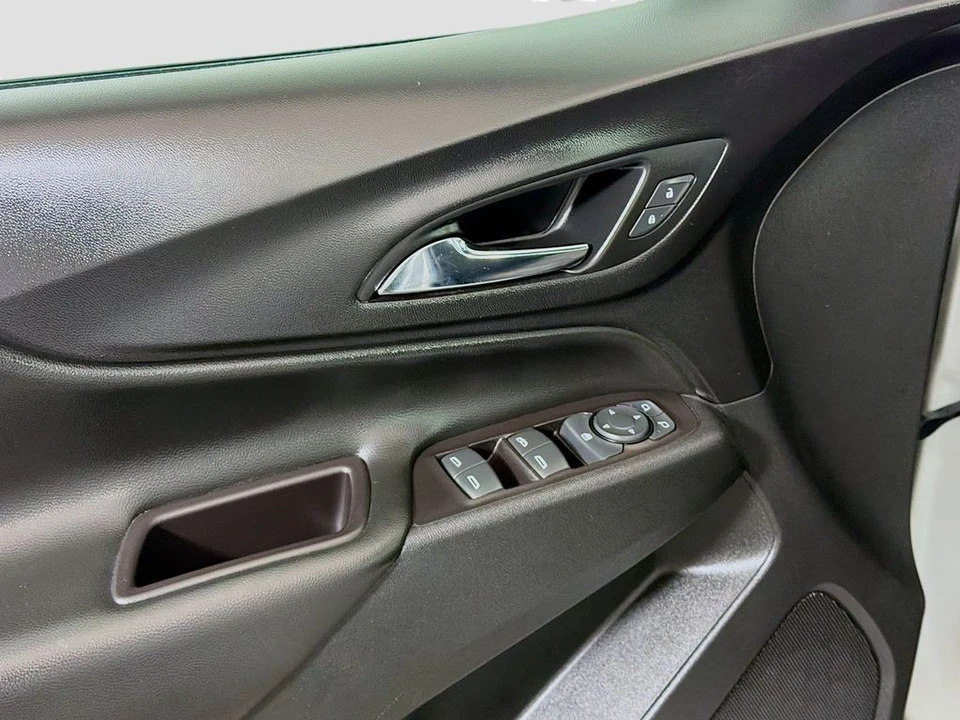 2020 Chevrolet Equinox - Image 20 of 21